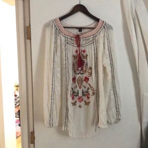 Roaman’s 18W lace peasant blouse with embroidery